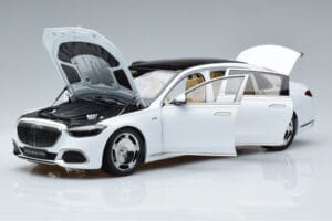 Mercedes Maybach S600 W222 V12 Biturbo Diamond Blanco Almost Real 1:18 820116 Metal - imagen 2 de 11