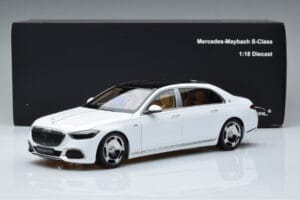 Mercedes Maybach S600 W222 V12 Biturbo Diamond Blanco Almost Real 1:18 820116 Metal - imagen 11 de 11