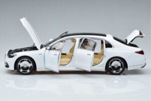 Mercedes Maybach S600 W222 V12 Biturbo Diamond Blanco Almost Real 1:18 820116 Metal - imagen 5 de 11