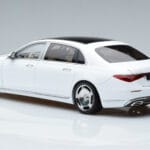 Mercedes Maybach S600 W222 V12 Biturbo Diamond Blanco Almost Real 1:18 - image 7 of 11