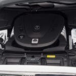 Mercedes Maybach S600 W222 V12 Biturbo Diamond Blanco Almost Real 1:18 - image 10 of 11