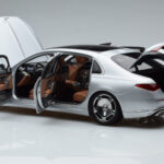 Mercedes Maybach S600 W222 V12 Biturbo Hightech Plata Almost Real 1:18 - image 8 of 12