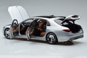 Mercedes Maybach S600 W222 V12 Biturbo Hightech Plata Almost Real 1:18 820118 Metal - imagen 8 de 12