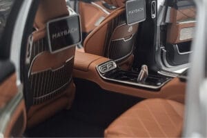 Mercedes Maybach S600 W222 V12 Biturbo Hightech Plata Almost Real 1:18 820118 Metal - imagen 9 de 12