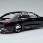 Mercedes Maybach S600 W222 V12 Biturbo Obsidian Negro Almost Real 1:18 - image 3 of 11