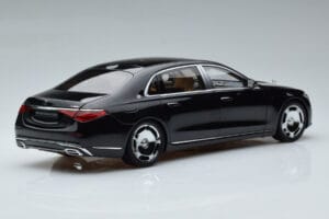 Mercedes Maybach S600 W222 V12 Biturbo Obsidian Negro Almost Real 1:18 820115 Metal - imagen 3 de 11
