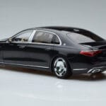 Mercedes Maybach S600 W222 V12 Biturbo Obsidian Negro Almost Real 1:18 - image 7 of 11