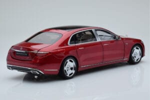Mercedes Maybach S600 W222 V12 Biturbo Patagonia Rojo Almost Real 1:18 820119 Metal - imagen 3 de 10