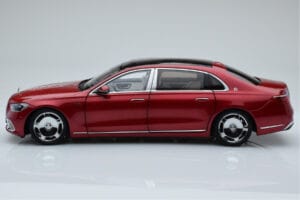 Mercedes Maybach S600 W222 V12 Biturbo Patagonia Rojo Almost Real 1:18 820119 Metal - imagen 4 de 10