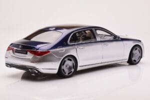 Mercedes Maybach S680 W223 Nautical Azul Cirrus Plateado Almost Real 1:18 820125 Metal - imagen 3 de 8