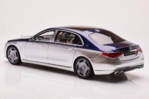 Mercedes Maybach S680 W223 Nautical Azul Cirrus Plateado Almost Real 1:18 820125 Metal - imagen 7 de 8
