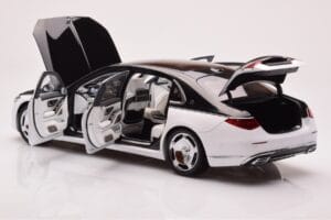 Mercedes Maybach S680 W223 Obsidian Negro Diamond Blanco Almost Real 1:18 820121 Metal - imagen 4 de 7