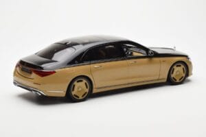 Mercedes Maybach S680 W223 Obsidian Negro Sand Almost Real 1:18 820124 Metal - imagen 3 de 7