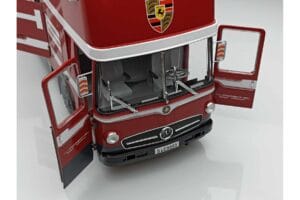 Mercedes O317 Porsche Transporter Rojo CMR 1:18 CMR149 Metal - imagen 6 de 12