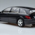 Mercedes R-Class W251 Obsidian Negro Minichamps 1:18 B66962325 Metal - image 6 of 7
