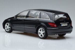 Mercedes R-Class W251 Obsidian Negro Minichamps 1:18 B66962325 Metal - imagen 6 de 7