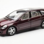 Mercedes R-Class W251 Rojo Metálico Minichamps 1:18