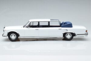 Mercedes 600 Pullman W100 Landaulet Blanco KK-Scale 1:18 KKDC181184 Metal - imagen 3 de 6