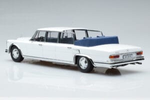 Mercedes 600 Pullman W100 Landaulet Blanco KK-Scale 1:18 KKDC181184 Metal - imagen 5 de 6