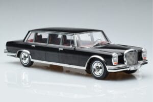 Mercedes 600 LWB Pullman W100 Negro MCG 1:18 MCG18187 Metal - imagen 4 de 6
