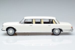 Mercedes S-Class 600 W100 LWB Pullman Blanco MCG 1:18 MCG18188 Metal - imagen 3 de 6