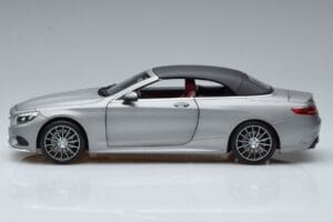 Mercedes S-Class A217 Cabriolet Gris Norev 1:18 B66960355 Metal - imagen 4 de 8
