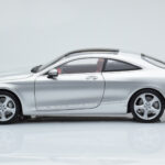 Mercedes S-Class W222 Iridium Plata Norev 1:18 - image 4 of 8