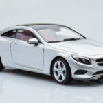 Mercedes S-Class W222 Iridium Plata Norev 1:18 - image 6 of 8