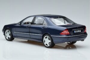 Mercedes S55 AMG W220 Azul Norev 1:18 183817 Metal - imagen 6 de 7