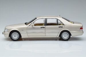 Mercedes S600 W140 Plateado Norev 1:18 183723 Metal - imagen 4 de 7