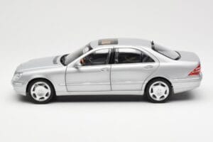 Mercedes S600 W220 Plata Metálico Norev 1:18 183810 Metal - imagen 4 de 8