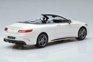 Mercedes AMG S63 A217 Descapotable Diamond Blanco GT Spirit 1:18 B66965712 Resina - imagen 2 de 6