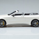 Mercedes AMG S63 A217 Descapotable Diamond Blanco GT Spirit 1:18 - image 3 of 6