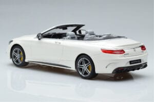 Mercedes AMG S63 A217 Descapotable Diamond Blanco GT Spirit 1:18 B66965712 Resina - imagen 5 de 6