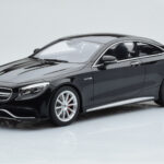 Mercedes AMG S63 C217 Coupe Negro GT Spirit 1:18