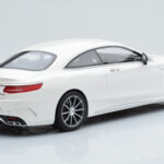 Mercedes AMG S63 C217 Coupe Blanco GT Spirit 1:18 - image 2 of 6