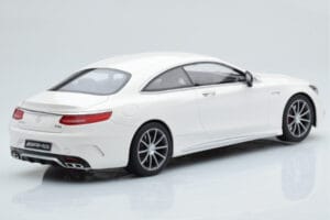 Mercedes AMG S63 C217 Coupe Blanco GT Spirit 1:18 B66960372 Resina - imagen 2 de 6