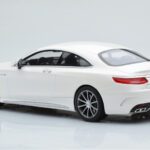 Mercedes AMG S63 C217 Coupe Blanco GT Spirit 1:18 - image 5 of 6