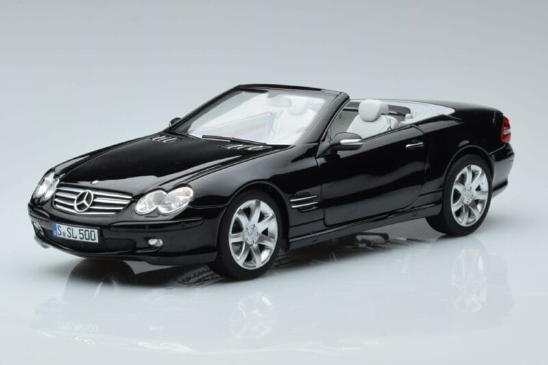Mercedes SL500 R230 Negro Norev 1:18 183840 Metal