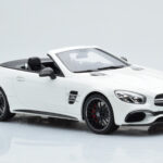 Mercedes AMG SL63 R231 Blanco GT Spirit 1:18 - image 4 of 6