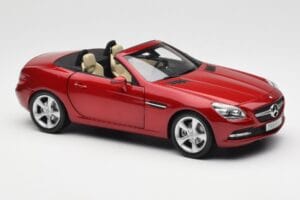 Mercedes SLK R172 Designo Zircon Rojo Minichamps 1:18 B66960513 Metal - imagen 6 de 8