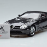 Mercedes SLR McLaren Negro CMC 1:18 - image 8 of 10