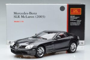 Mercedes SLR McLaren Negro CMC 1:18 M-045F Metal - imagen 10 de 10