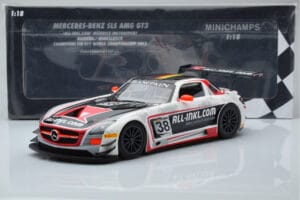 Mercedes SLS AMG GT3 Munnich Motorsport #38 M. Basseng / M. Winkelhock Champions FIA GT1 World Championship 2012 Minichamps 1 - imagen 6 de 6