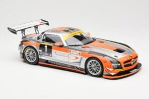 Mercedes SLS AMG GT3 #1 Team Abu Dhabi By Black Falcon K. Al Qubaisi / Edwards / M. Bleekemolen / B. Schneider Winners 24 Hou - imagen 4 de 6