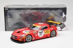 Mercedes SLS AMG GT3 #35 Team Black Falcon T. Heyer / Jafer / Lemeret 24 Hours of Spa 2011 Minichamps 1:18 151113135 Metal - imagen 6 de 6