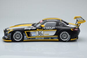 Mercedes SLS AMG GT3 Team Erebus Motorsport #36 B. Schneider / A. Jager / C. Roloff Winners Bathurst 12 Hours 2013 Minichamps - imagen 3 de 6