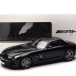 Mercedes SLS AMG Obsidian Negro Metalizado Minichamps 1:18 B66960042 - image 7 of 7