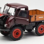 Mercedes Unimog 401 With Westfalia Cabin Schuco 1:18 450014300 - image 2 of 8