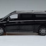 Mercedes V-Class W447 V260L Negro Mercedes 1:18 QALCN89911150 Metal - image 4 of 8